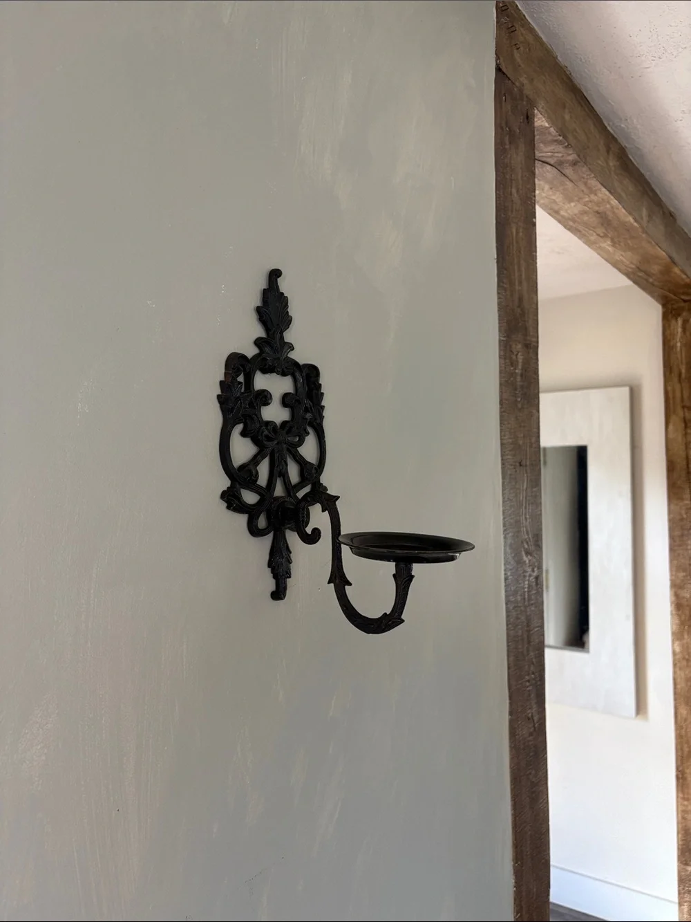 Vintage Ornate Black Cast Iron Wall Candle Sconce – Ribbon Bow & Scrollwork Leaf